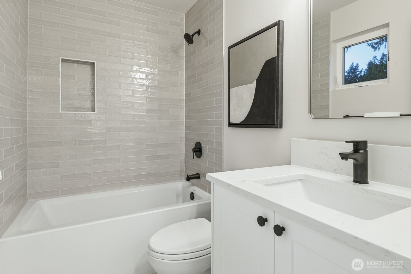 11217 NE 95th Street #B, Kirkland, WA 98033