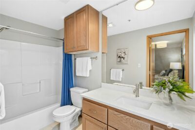 726 N 94th Street #B, Seattle, WA 98103-3145 - Photo 15