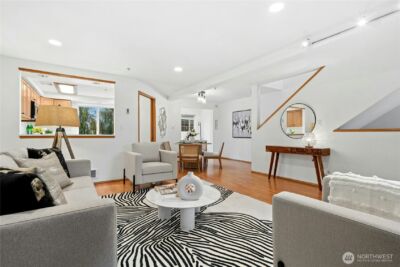 726 N 94th Street #B, Seattle, WA 98103-3145 - Photo 3