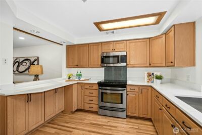 726 N 94th Street #B, Seattle, WA 98103-3145 - Photo 8