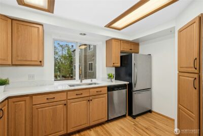 726 N 94th Street #B, Seattle, WA 98103-3145 - Photo 10