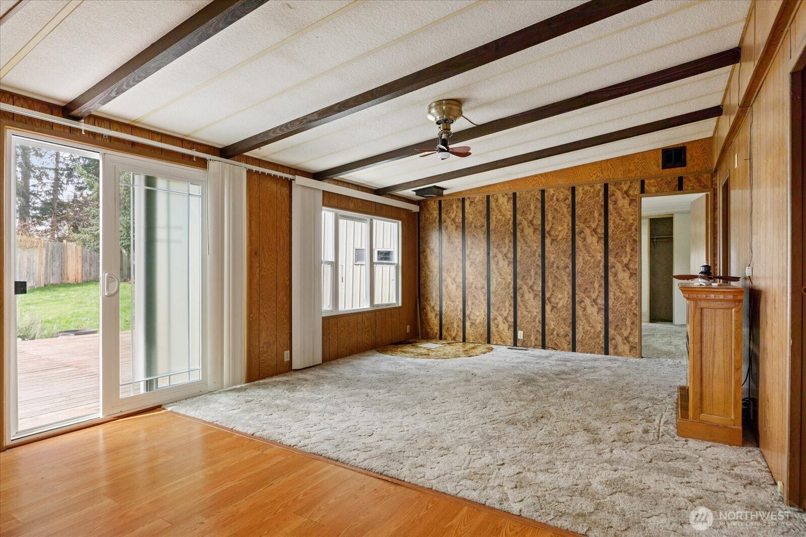 801 Walker Avenue , Oak Harbor, WA 98277