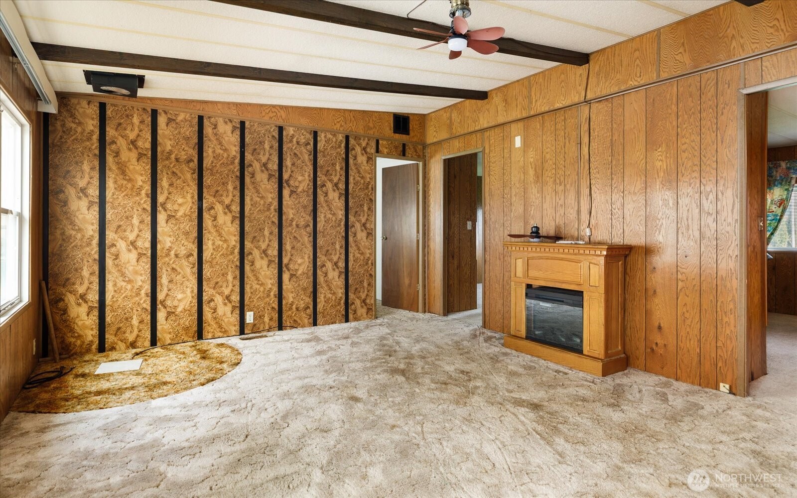 801 Walker Avenue , Oak Harbor, WA 98277