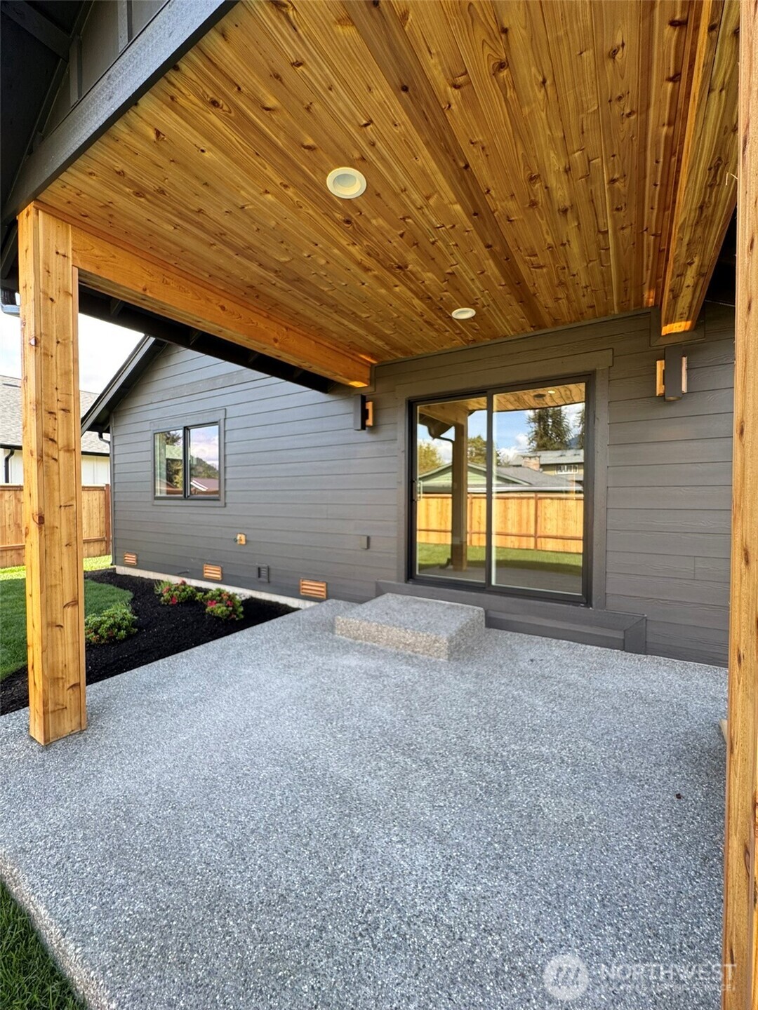 1172 Darrington Street , Darrington, WA 98241