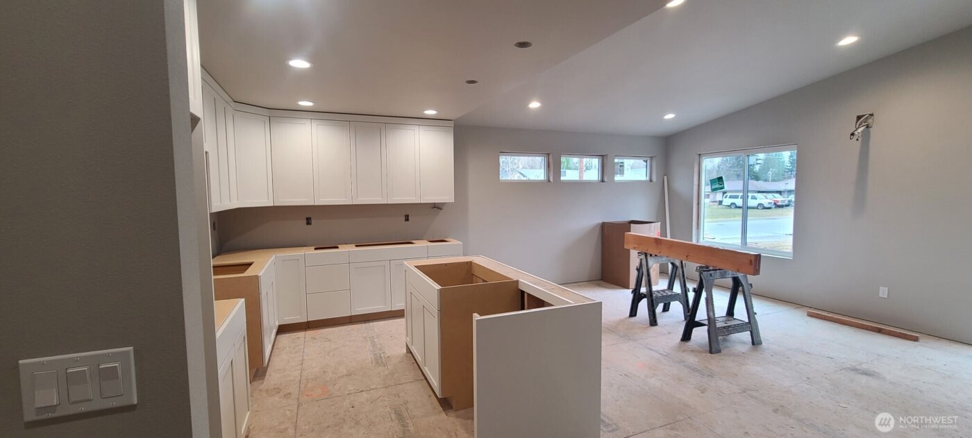 1172 Darrington Street , Darrington, WA 98241