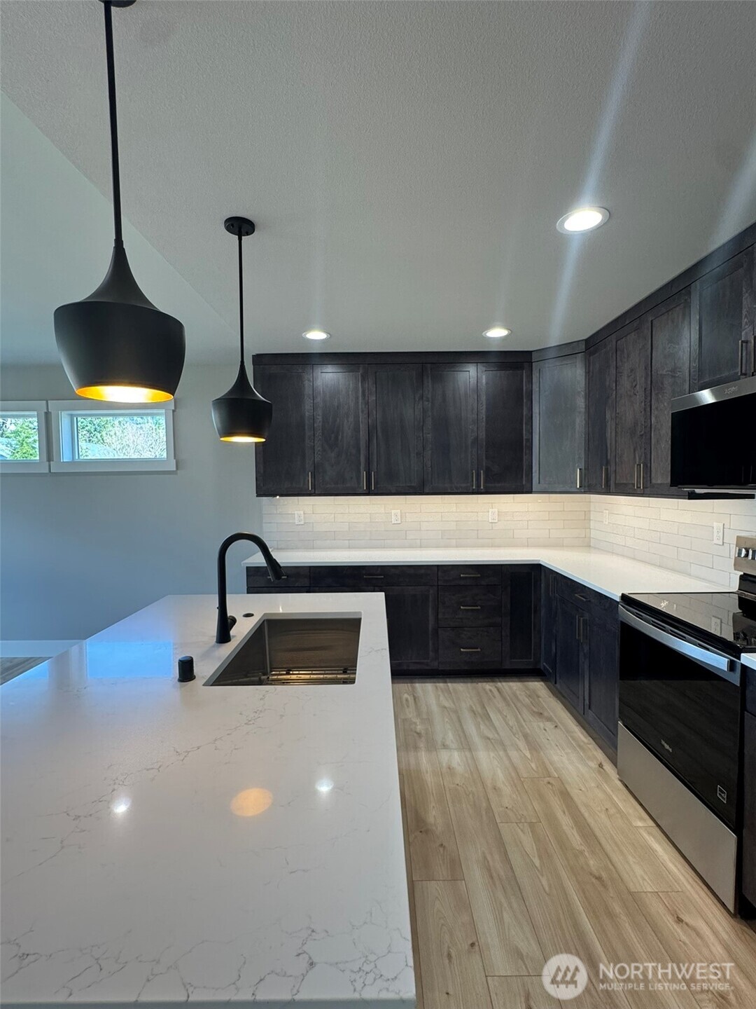 1170 Darrington Street , Darrington, WA 98241
