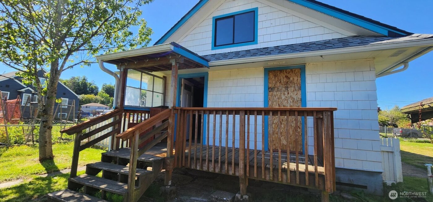 1015 Randall Street , Aberdeen, WA 98520-9998