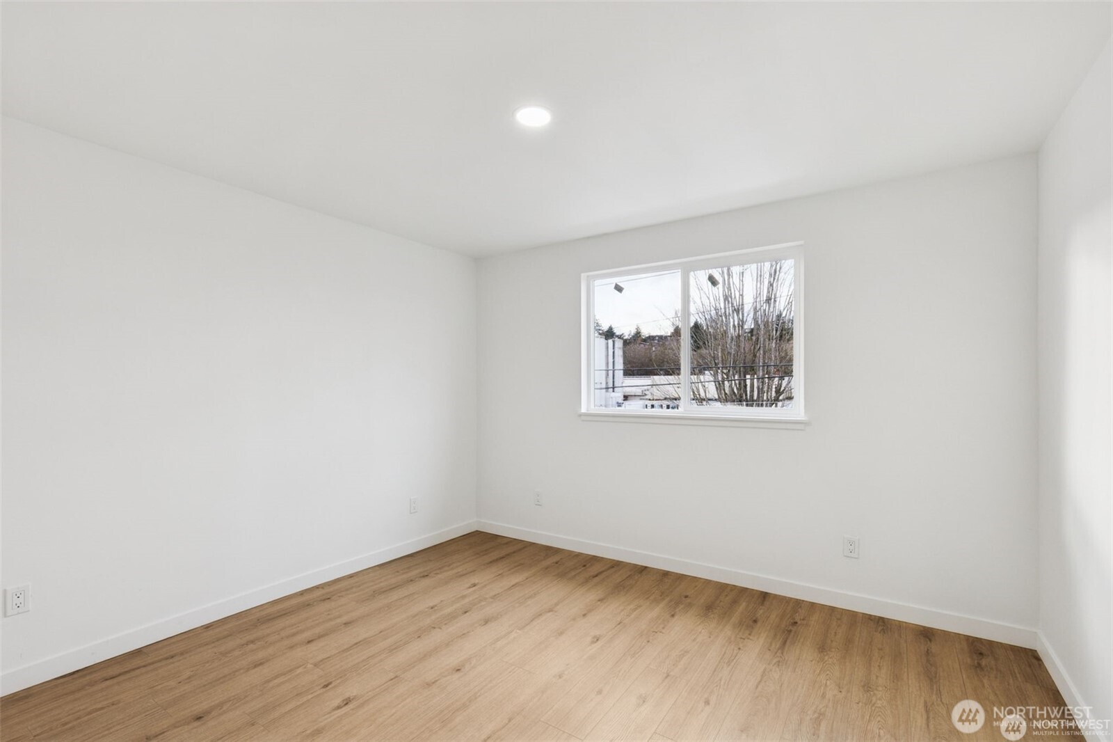 4002 Courtland Place S, Seattle, WA 98118