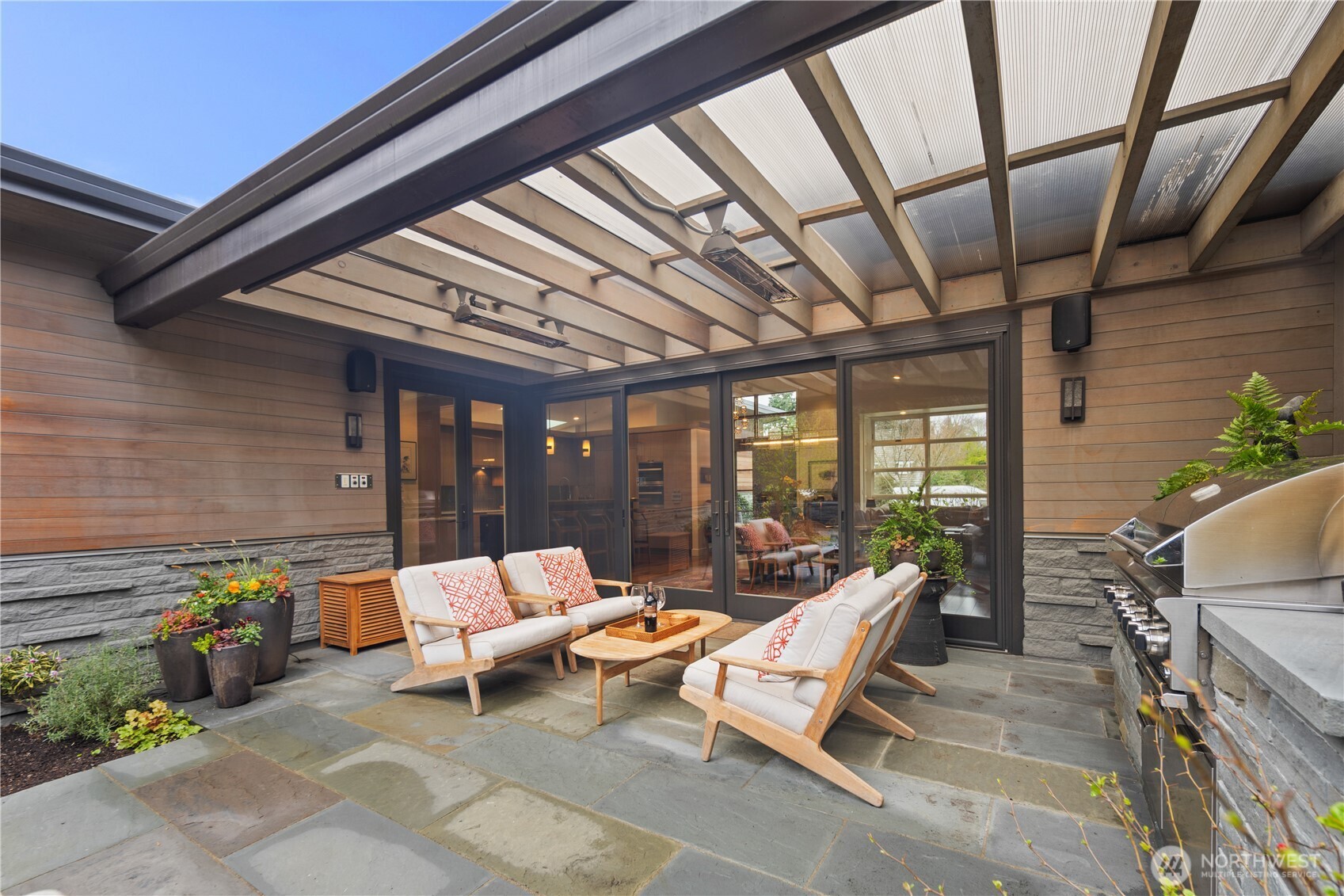 1437 Broadmoor Drive E, Seattle, WA 98112