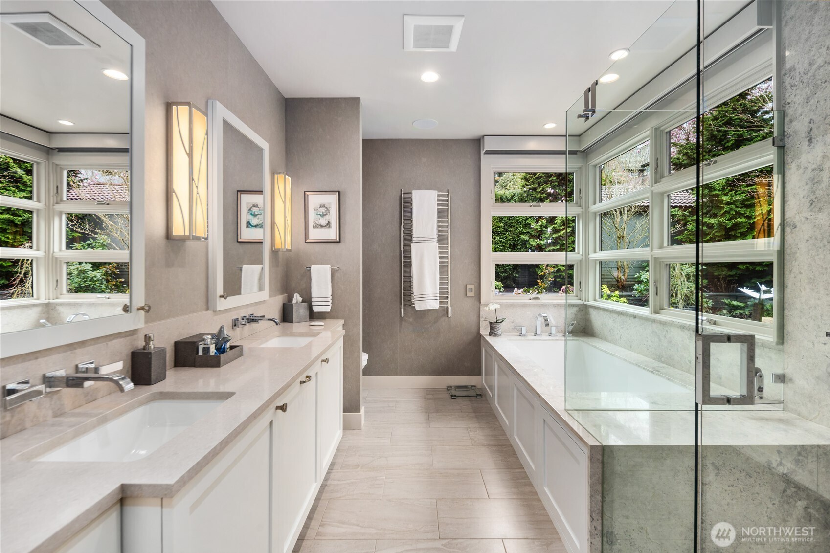 1437 Broadmoor Drive E, Seattle, WA 98112