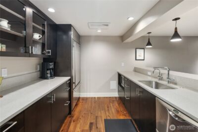 1437 Broadmoor Drive E, Seattle, WA 98112 - Photo 33