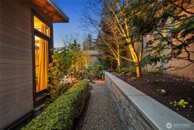 1437 Broadmoor Drive E, Seattle, WA 98112 - Photo 7