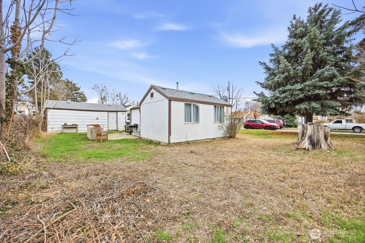 17 E 13th Ave , Kennewick, WA 99336