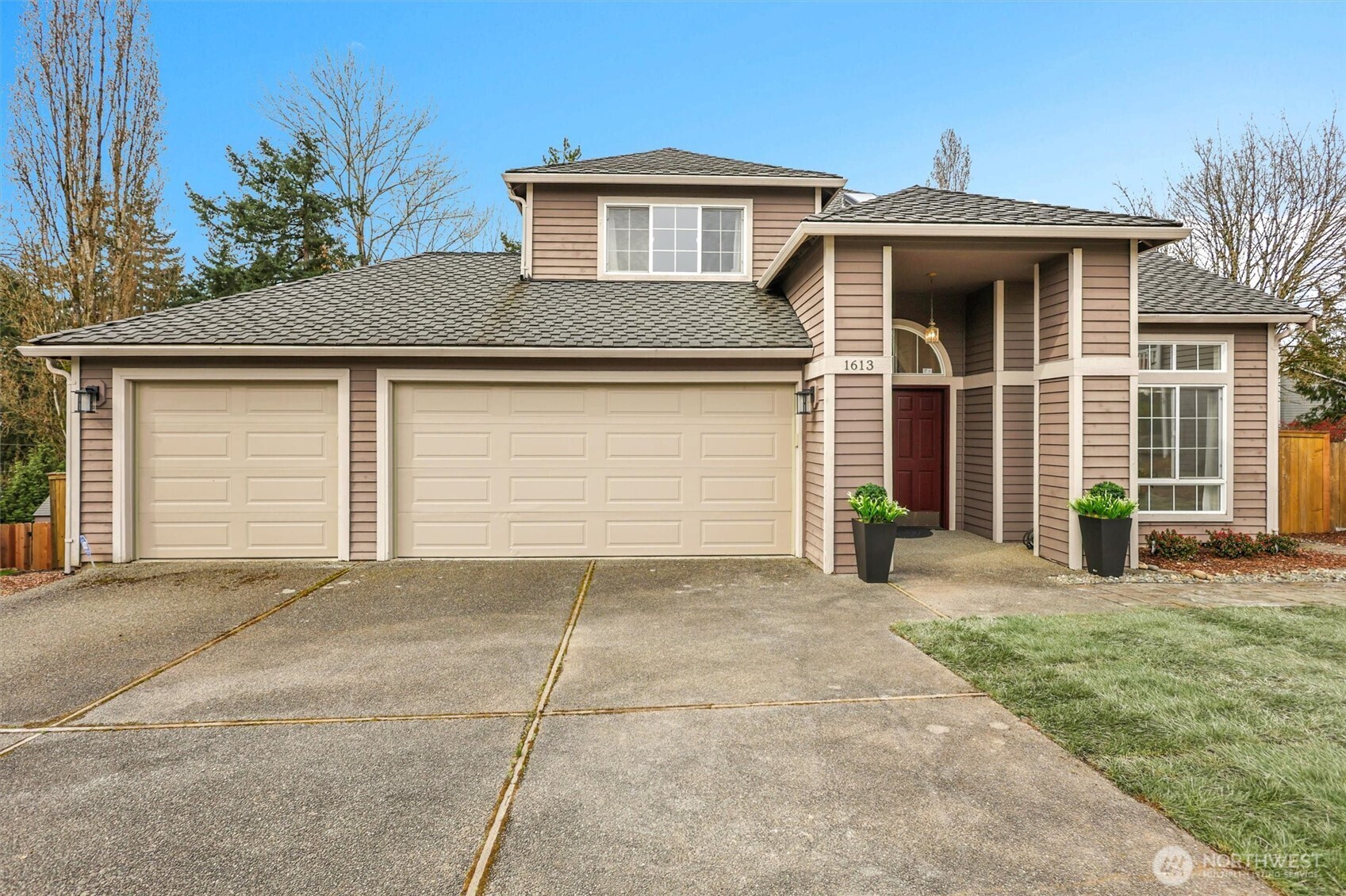 1613 Hoquiam Place NE, Renton, WA 98059