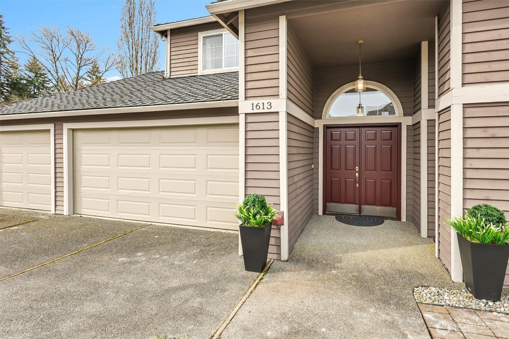 1613 Hoquiam Place NE, Renton, WA 98059