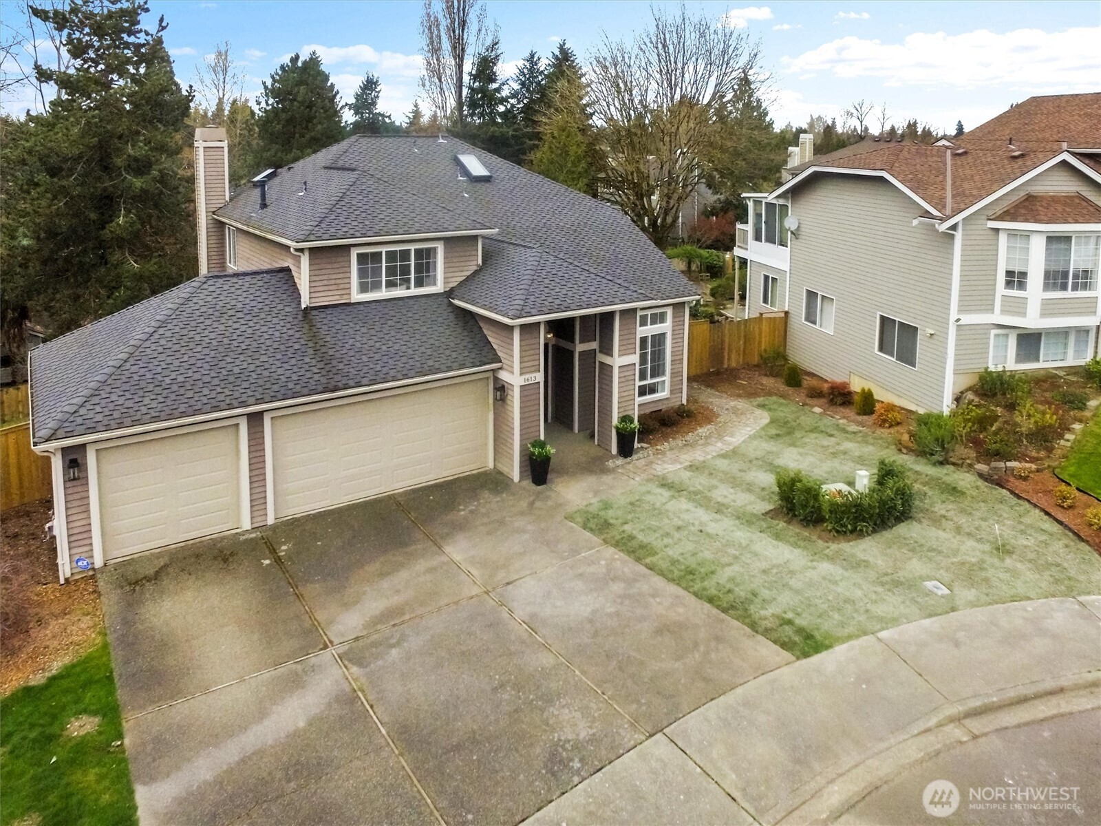 1613 Hoquiam Place NE, Renton, WA 98059