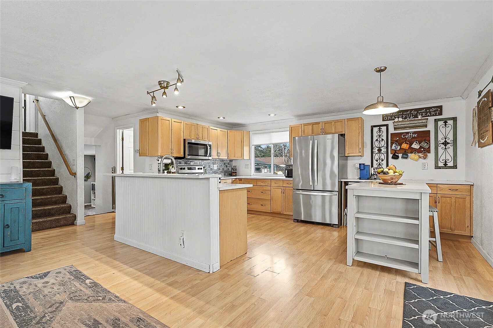 6003 Armour Loop SE, Olympia, WA 98513