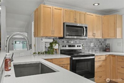 6003 Armour Loop SE, Olympia, WA 98513 - Photo 9