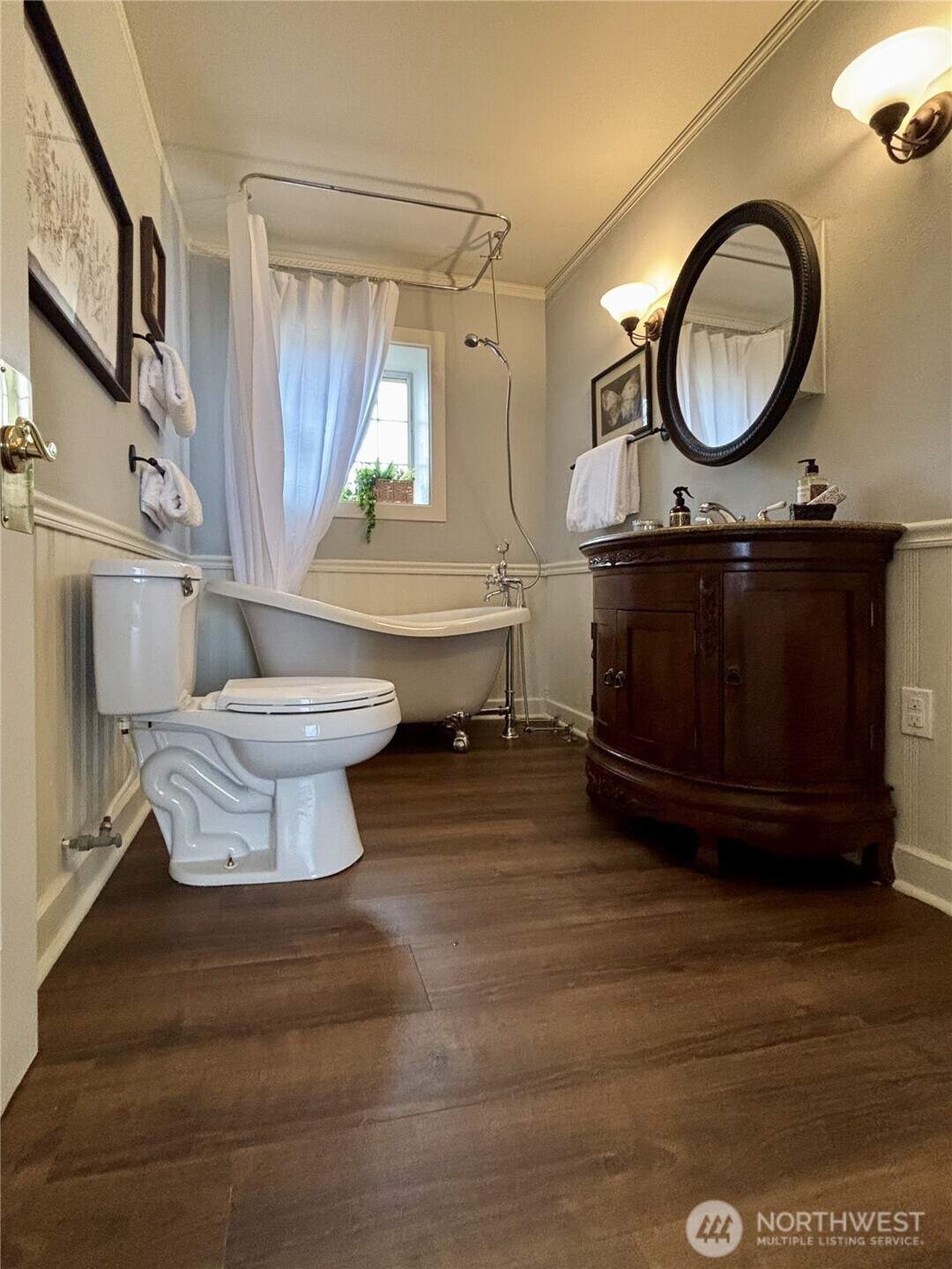 1109 E 31 Street , Tacoma, WA 98404