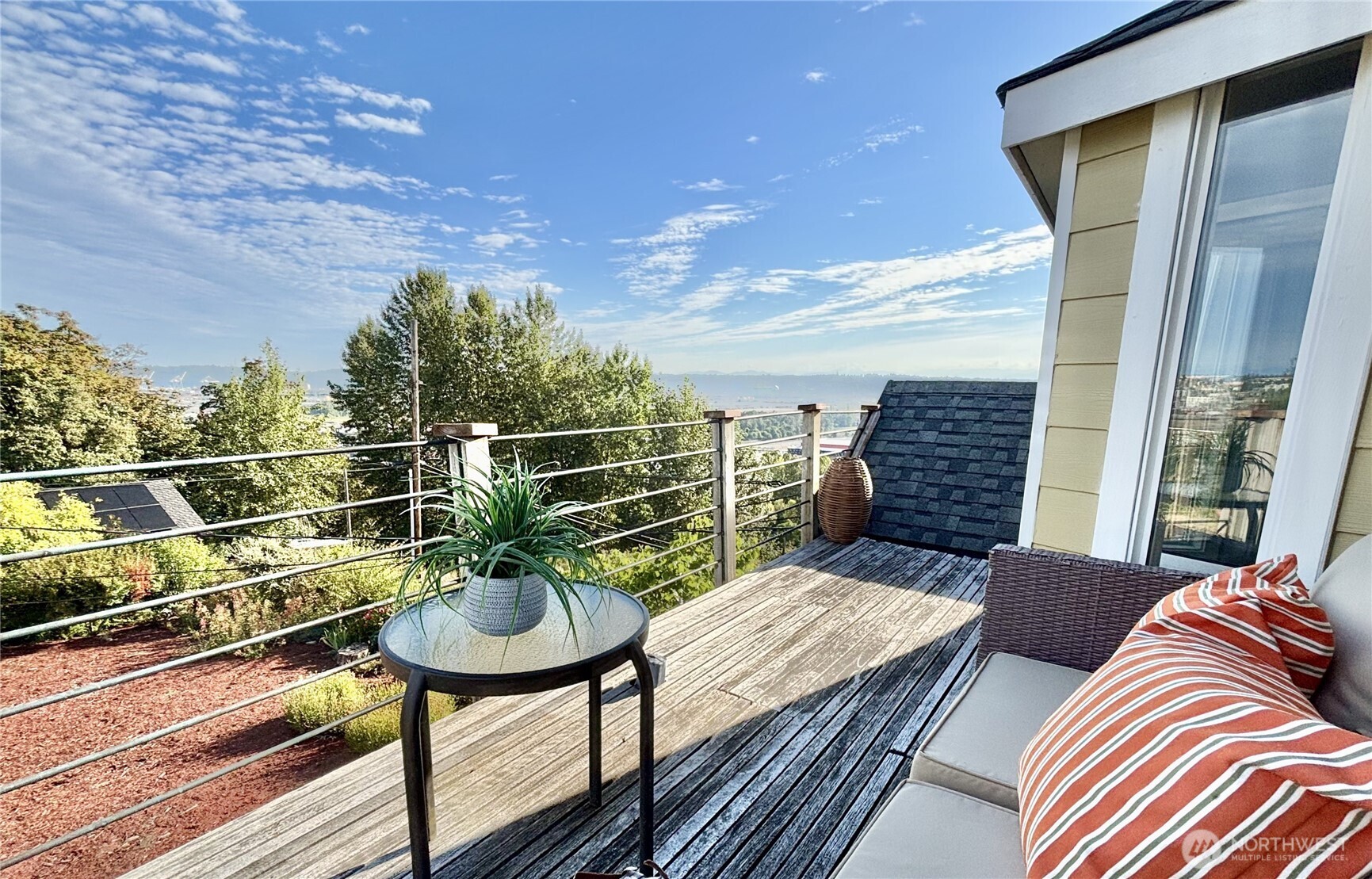 1109 E 31 Street , Tacoma, WA 98404