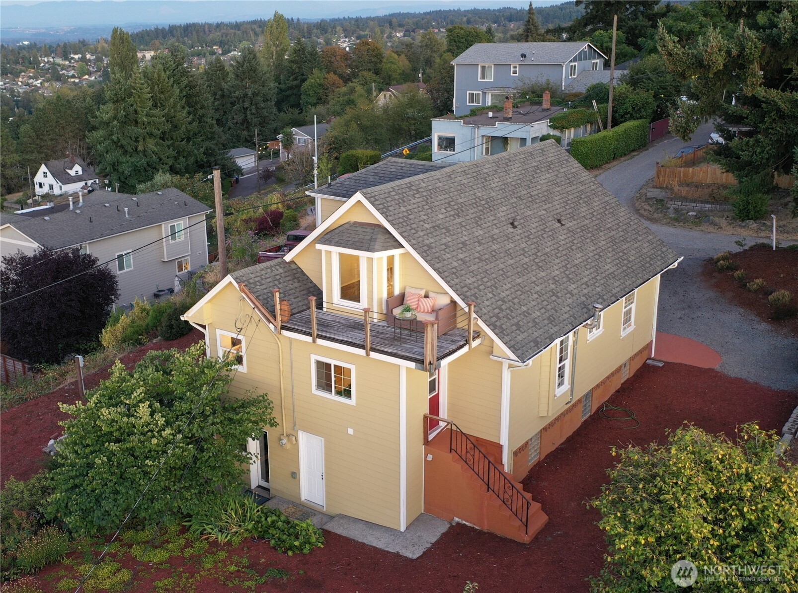 1109 E 31 Street , Tacoma, WA 98404