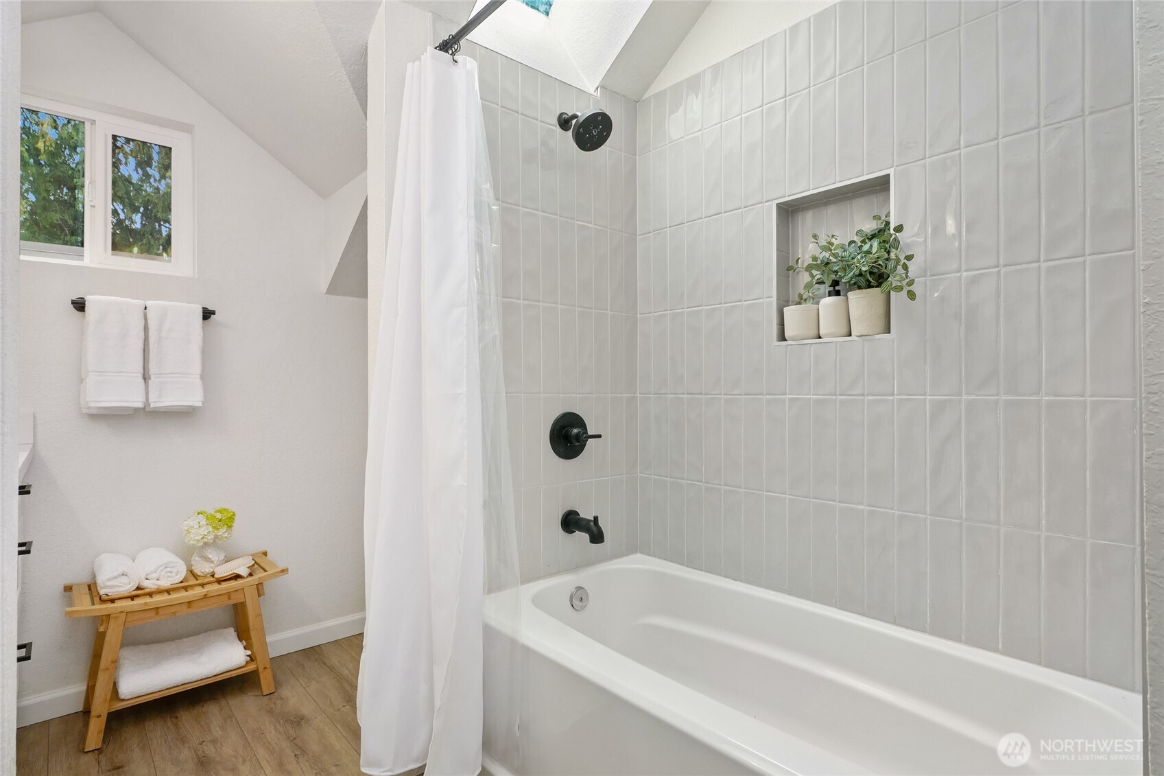 19922 3rd Drive SE, Bothell, WA 98012