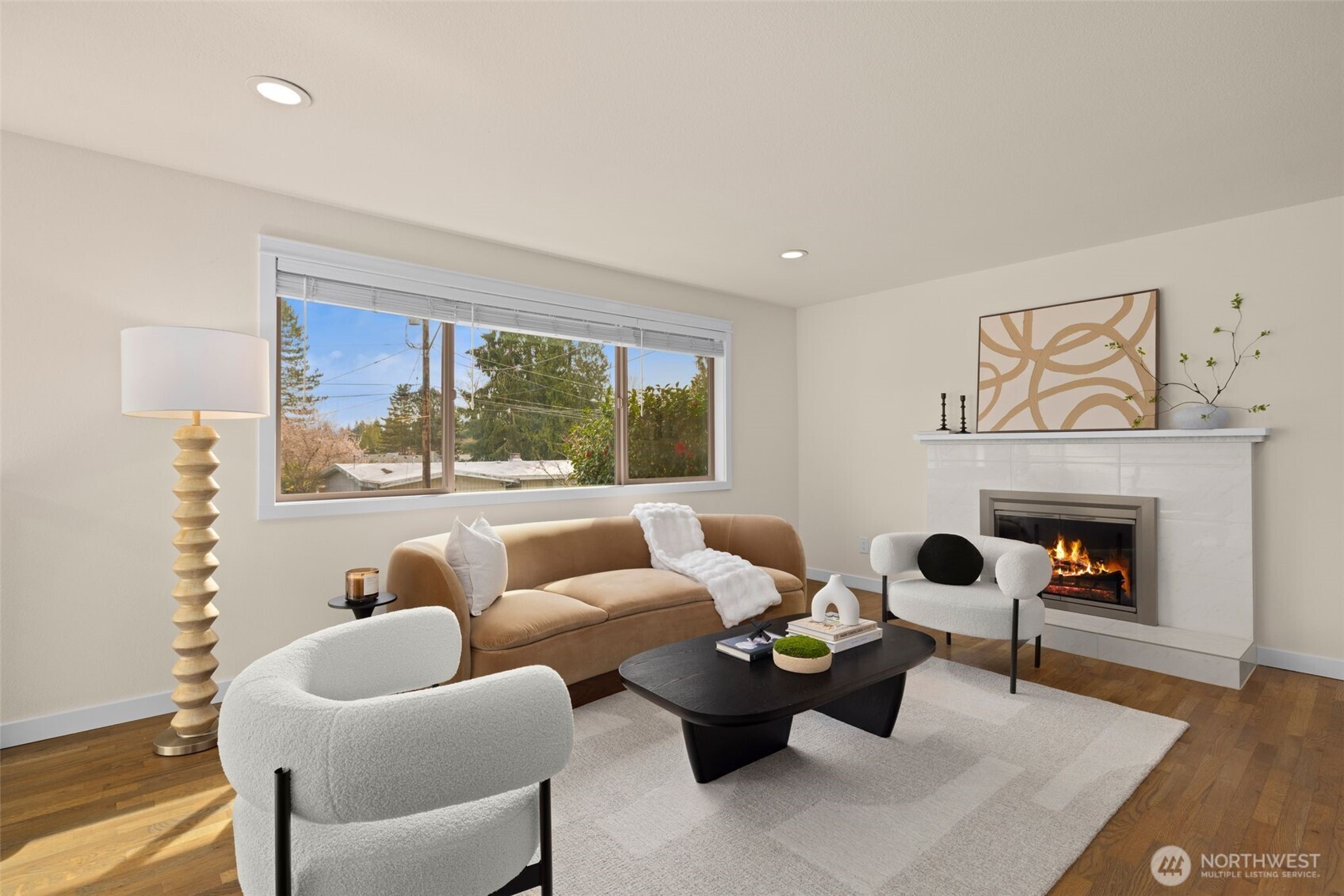 11110 3rd pl se , Everett, WA 98208-7027