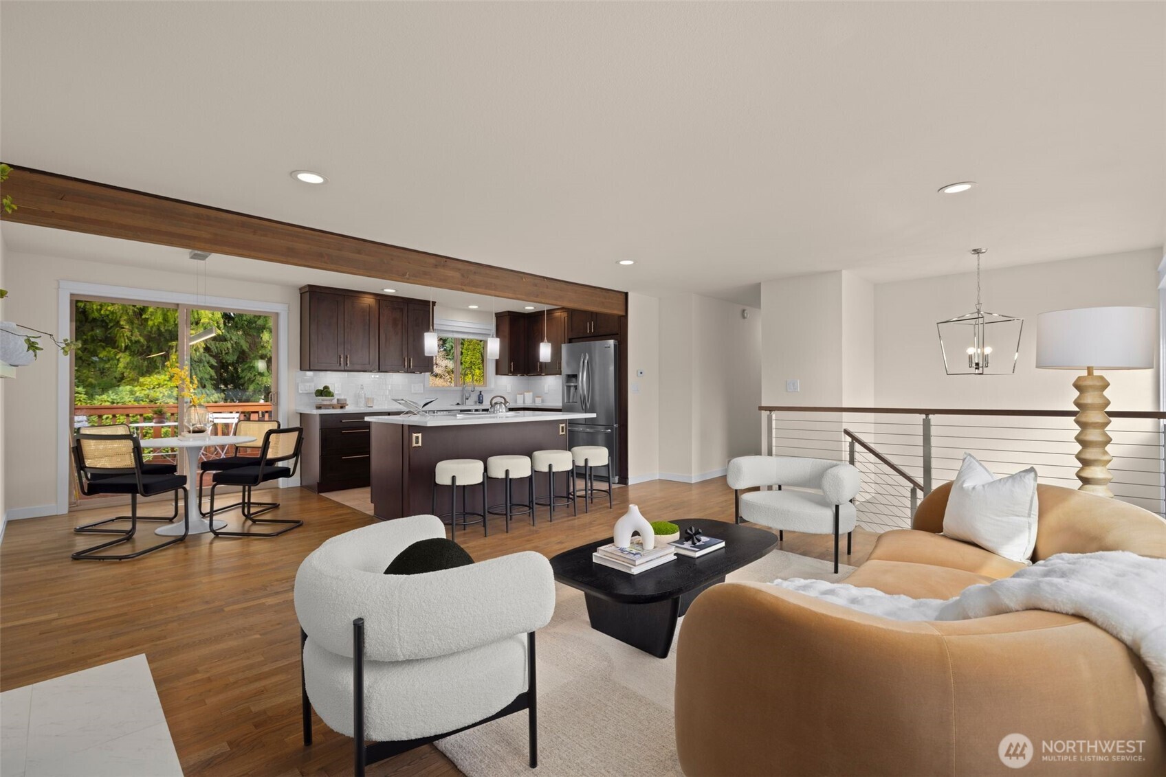 11110 3rd pl se , Everett, WA 98208-7027