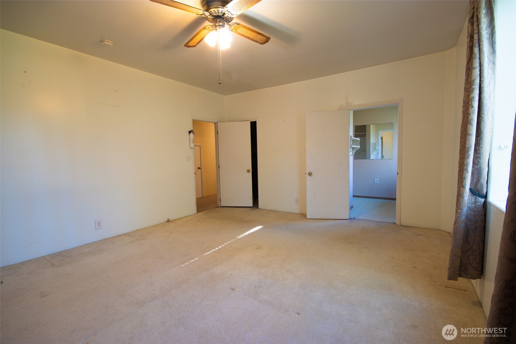 7 Hutton Road , Oroville, WA 98844