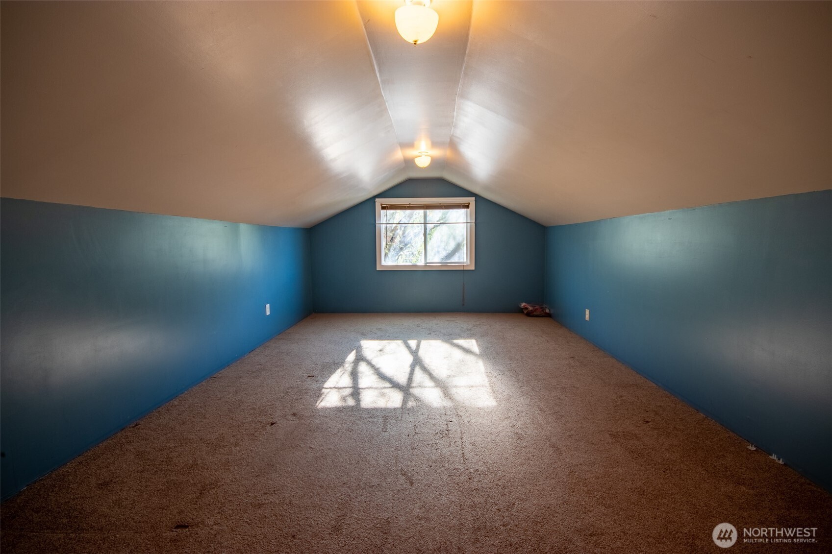 7 Hutton Road , Oroville, WA 98844