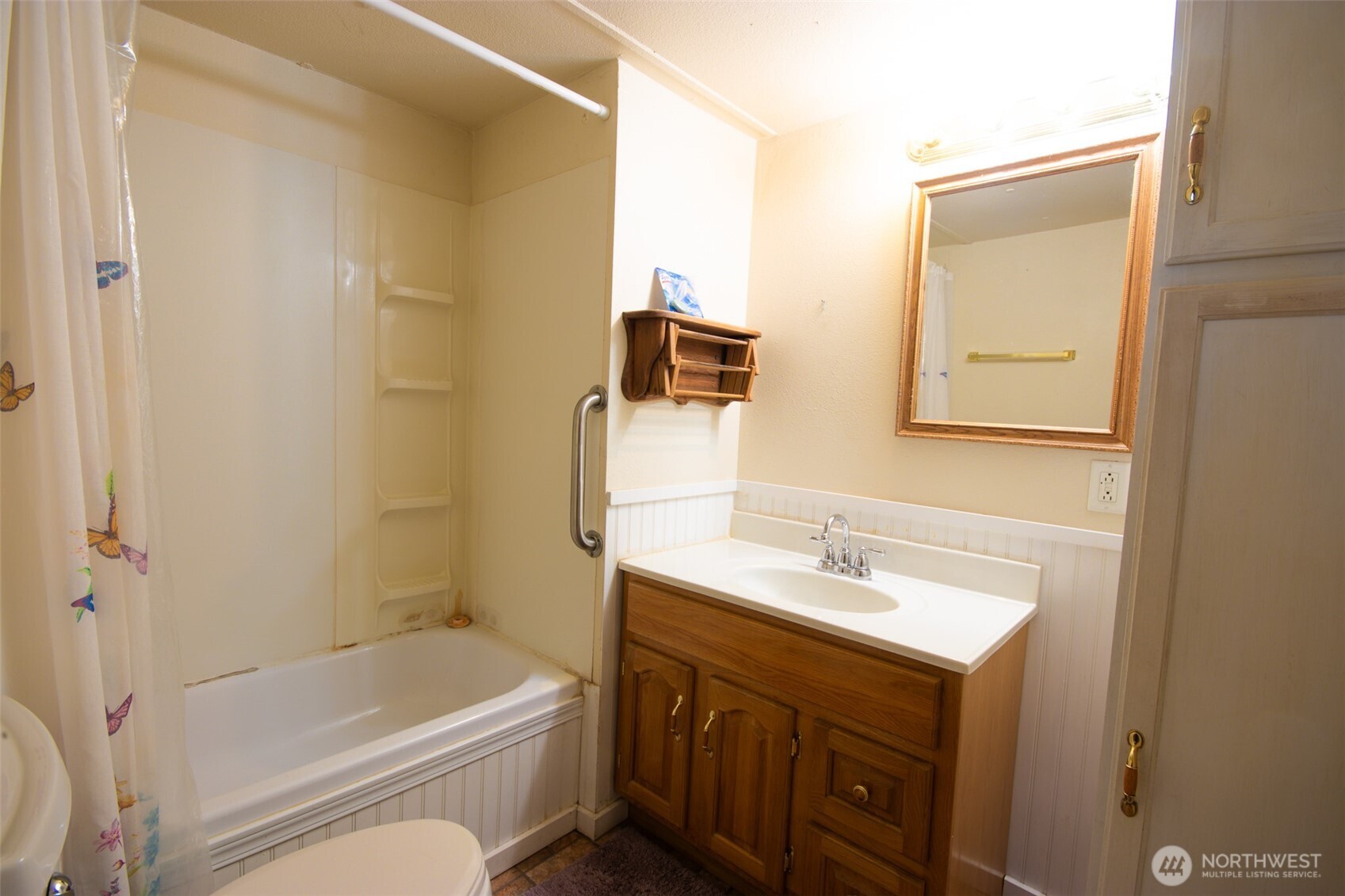 7 Hutton Road , Oroville, WA 98844