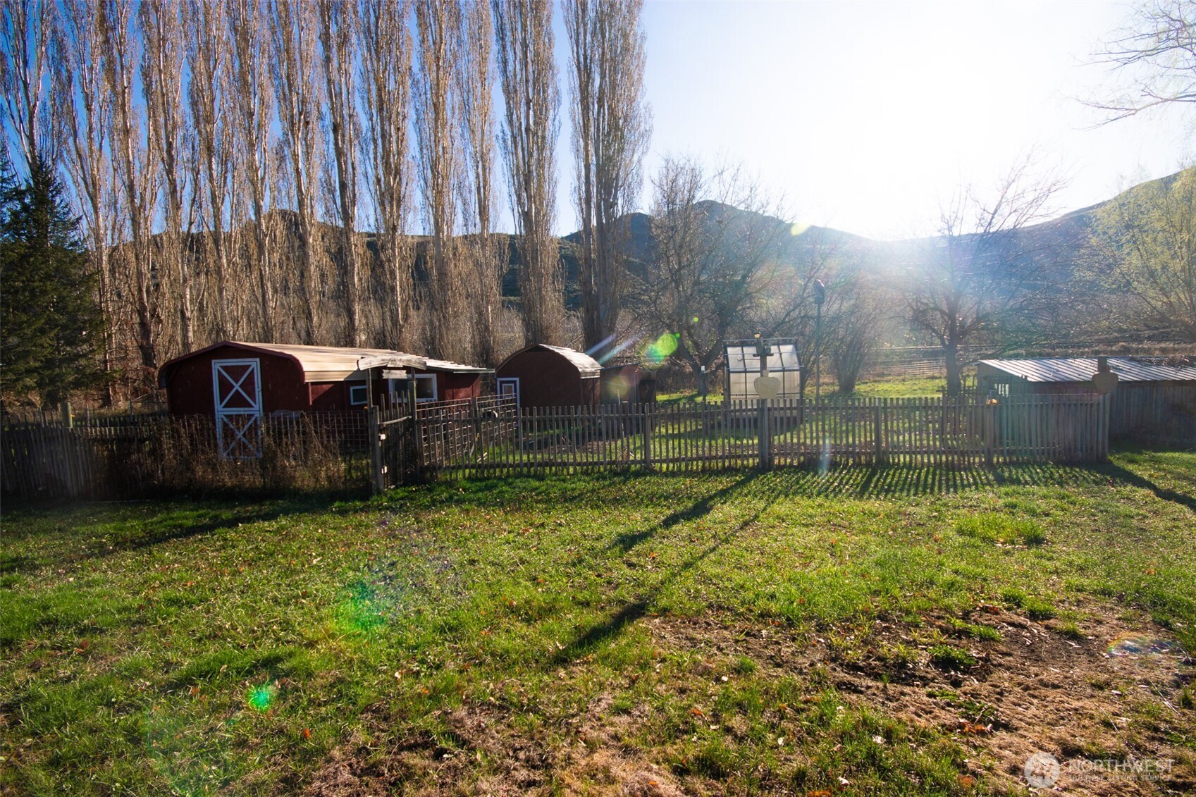 7 Hutton Road , Oroville, WA 98844