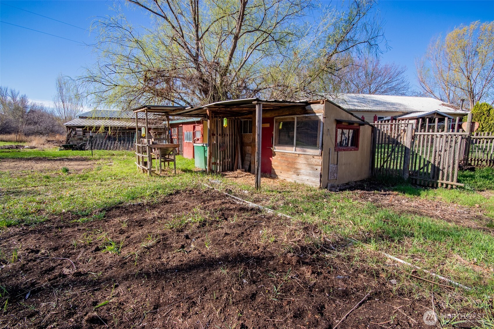 7 Hutton Road , Oroville, WA 98844