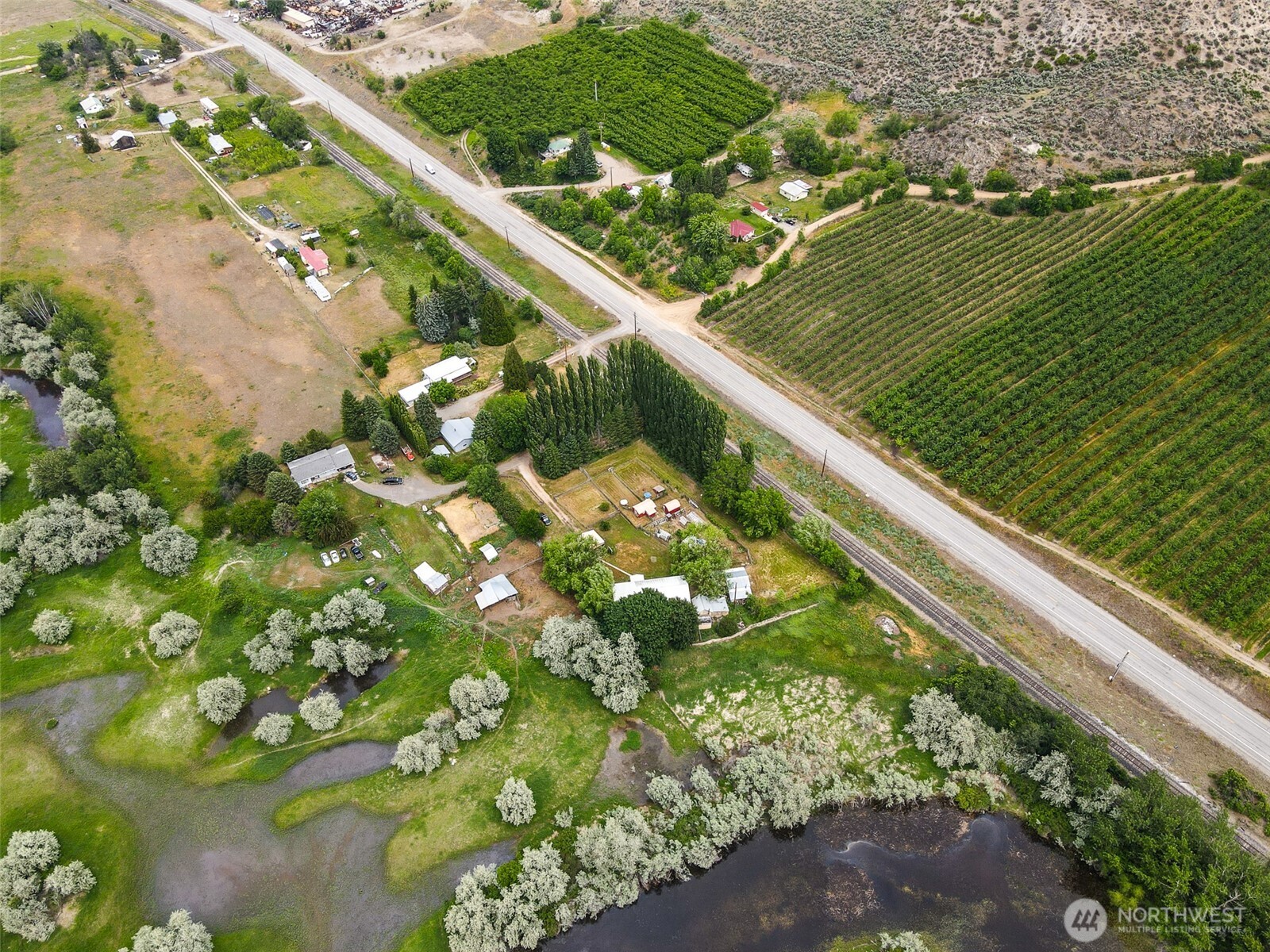 7 Hutton Road , Oroville, WA 98844