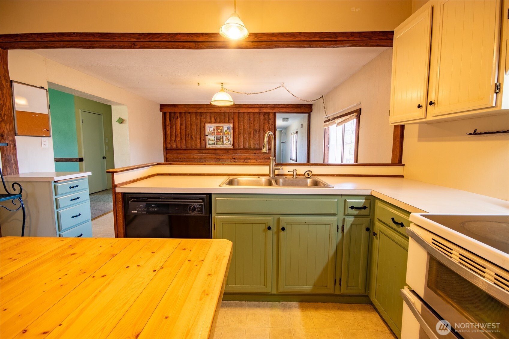 7 Hutton Road , Oroville, WA 98844