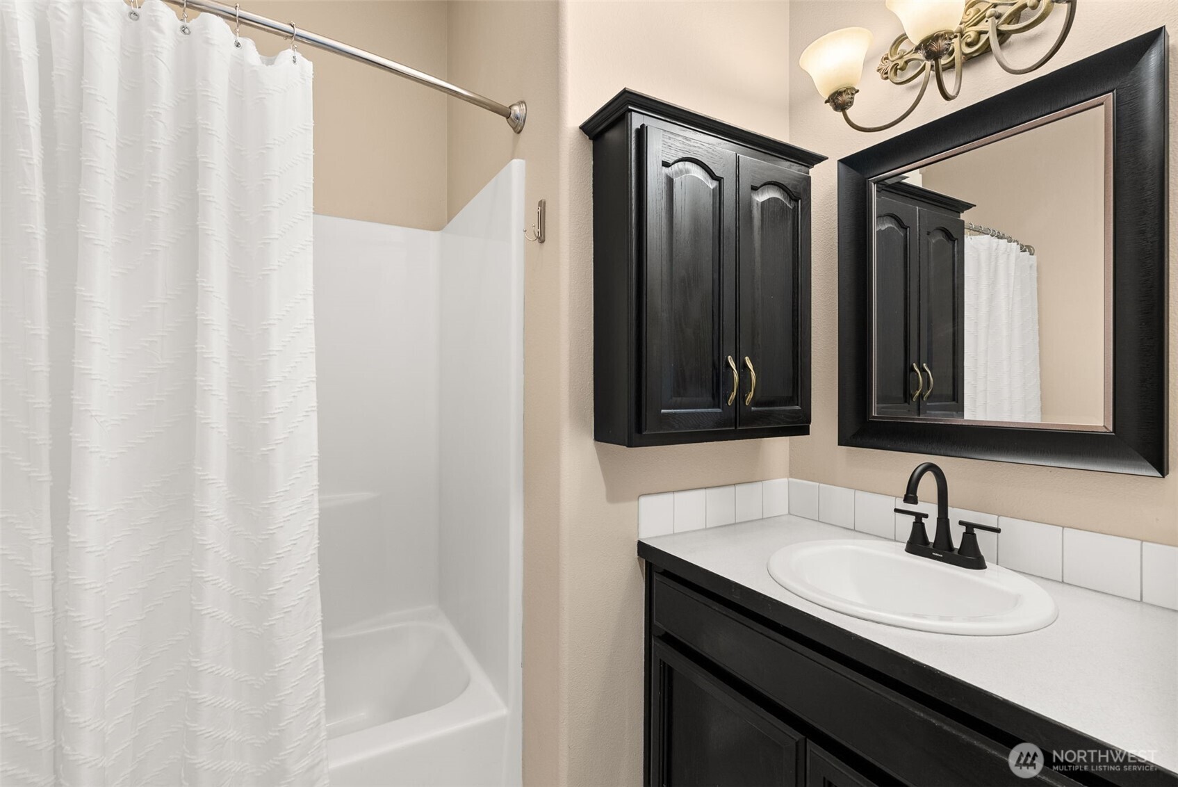 1525 Greenway Lane SE, Olympia, WA 98513