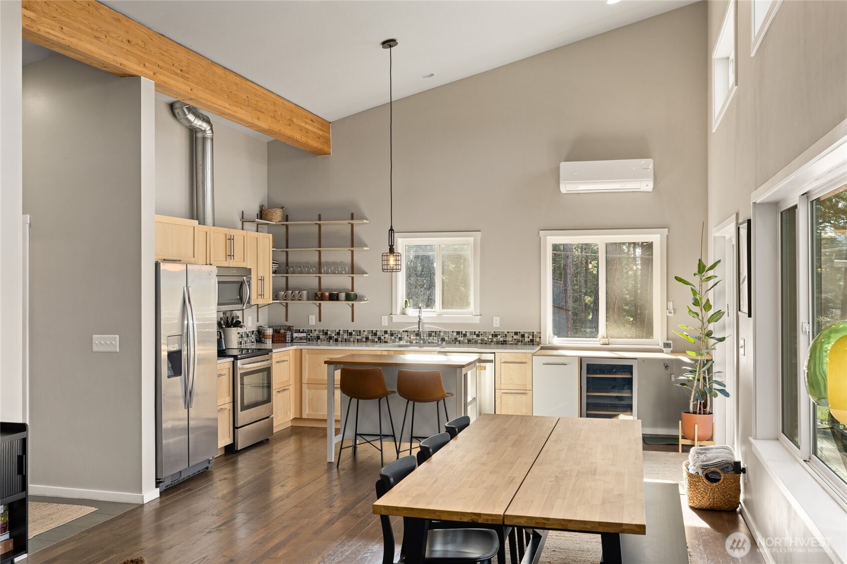 5910 Teanaway Road , Cle Elum, WA 98922