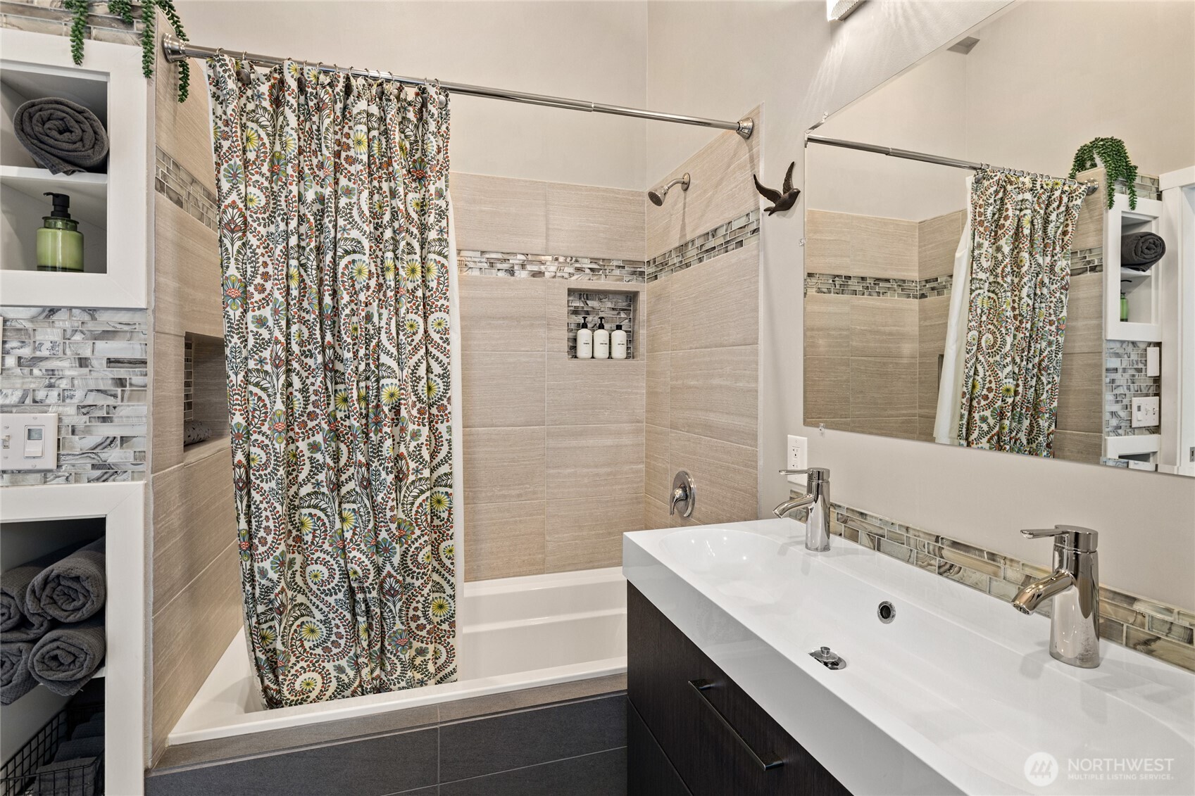 5910 Teanaway Road , Cle Elum, WA 98922