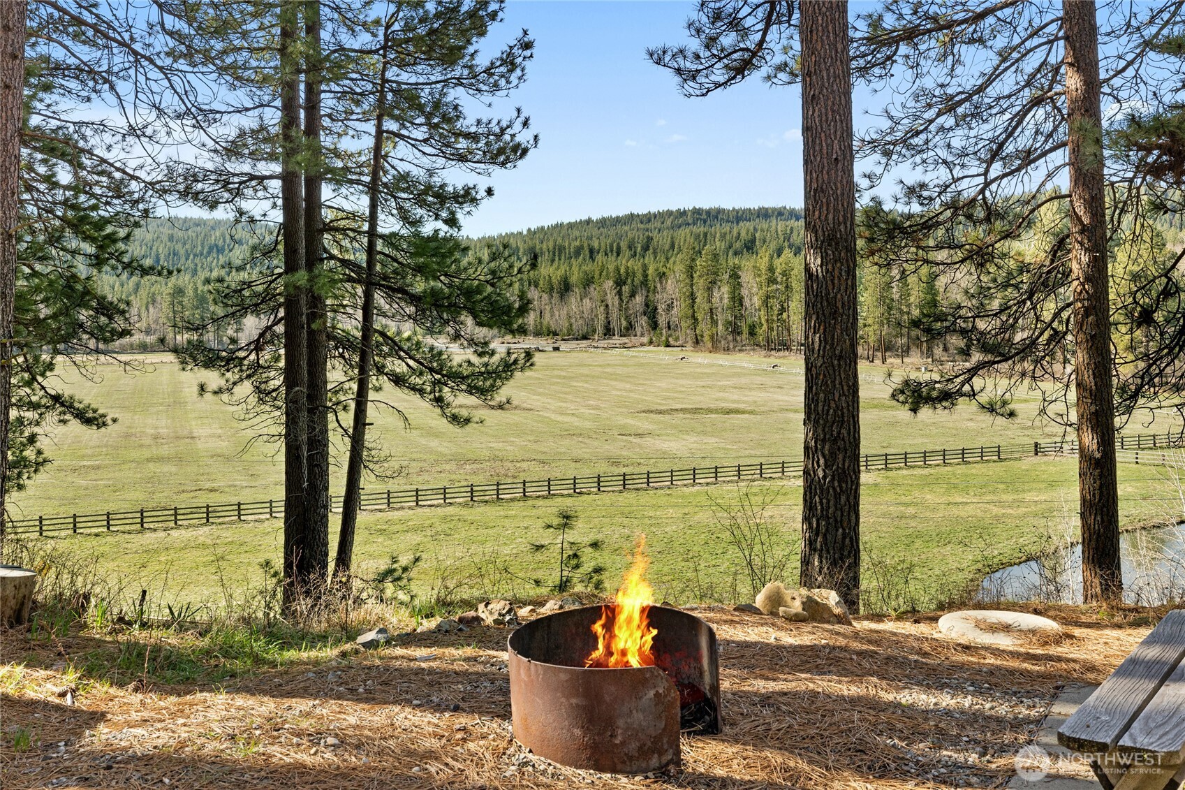 5910 Teanaway Road , Cle Elum, WA 98922