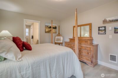 725 Wood Duck Avenue SE, Ocean Shores, WA 98569 - Photo 15