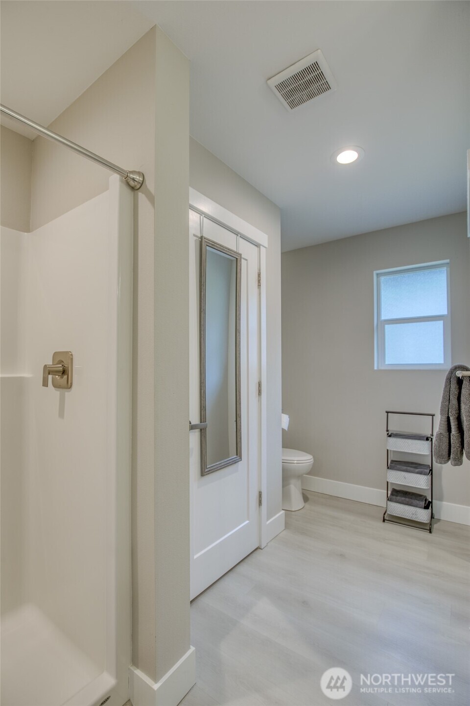 725 Wood Duck Avenue SE, Ocean Shores, WA 98569