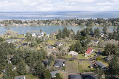 725 Wood Duck Avenue SE, Ocean Shores, WA 98569 - Photo 33
