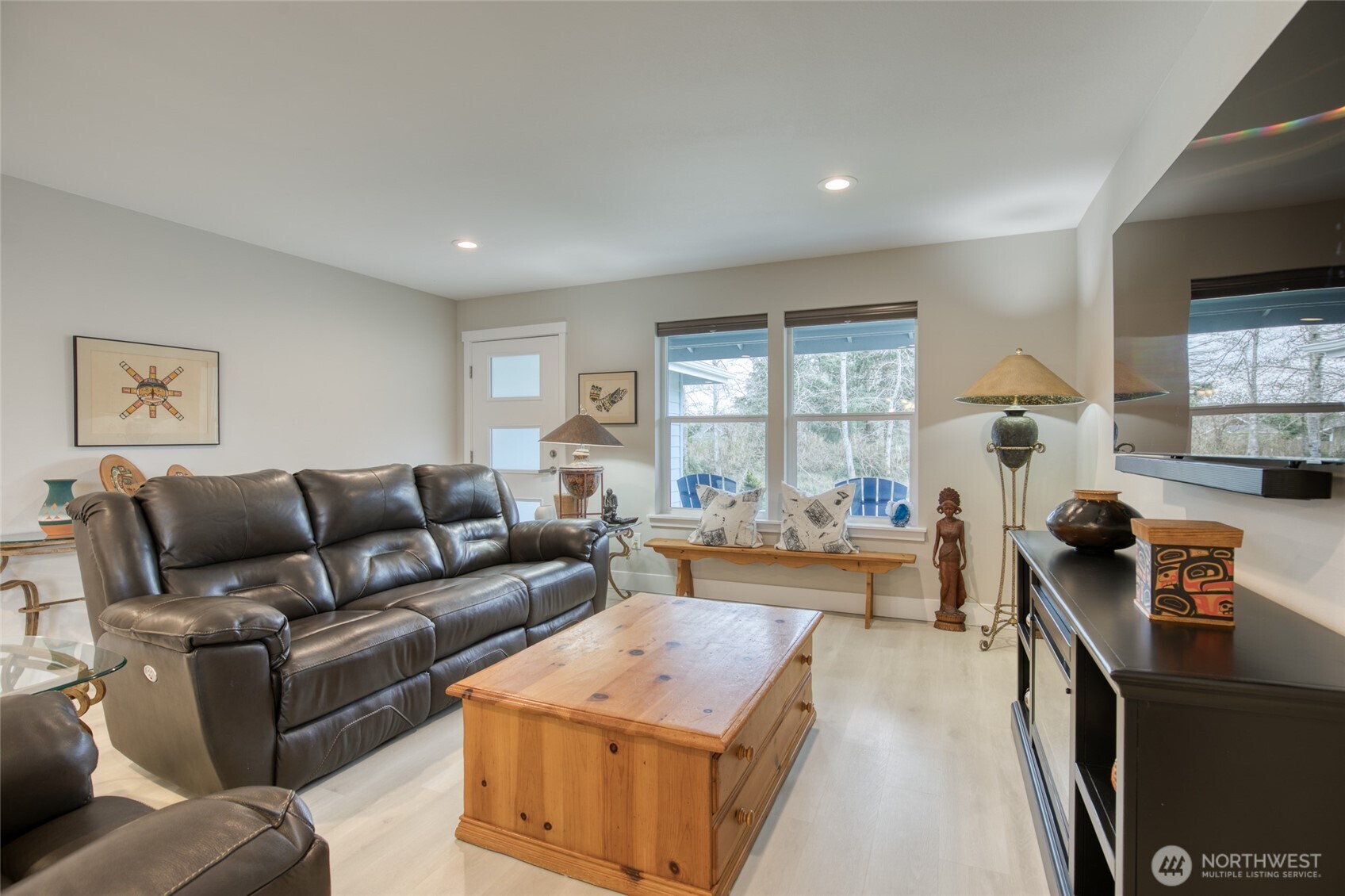725 Wood Duck Avenue SE, Ocean Shores, WA 98569
