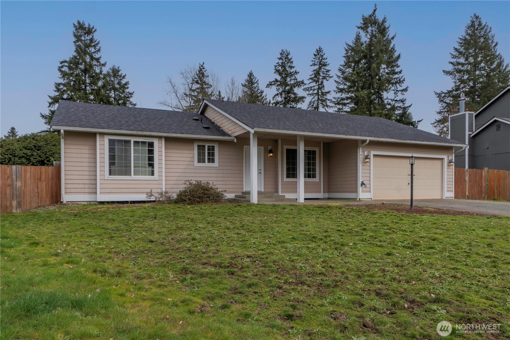8201 295th St S , Roy, WA 98580