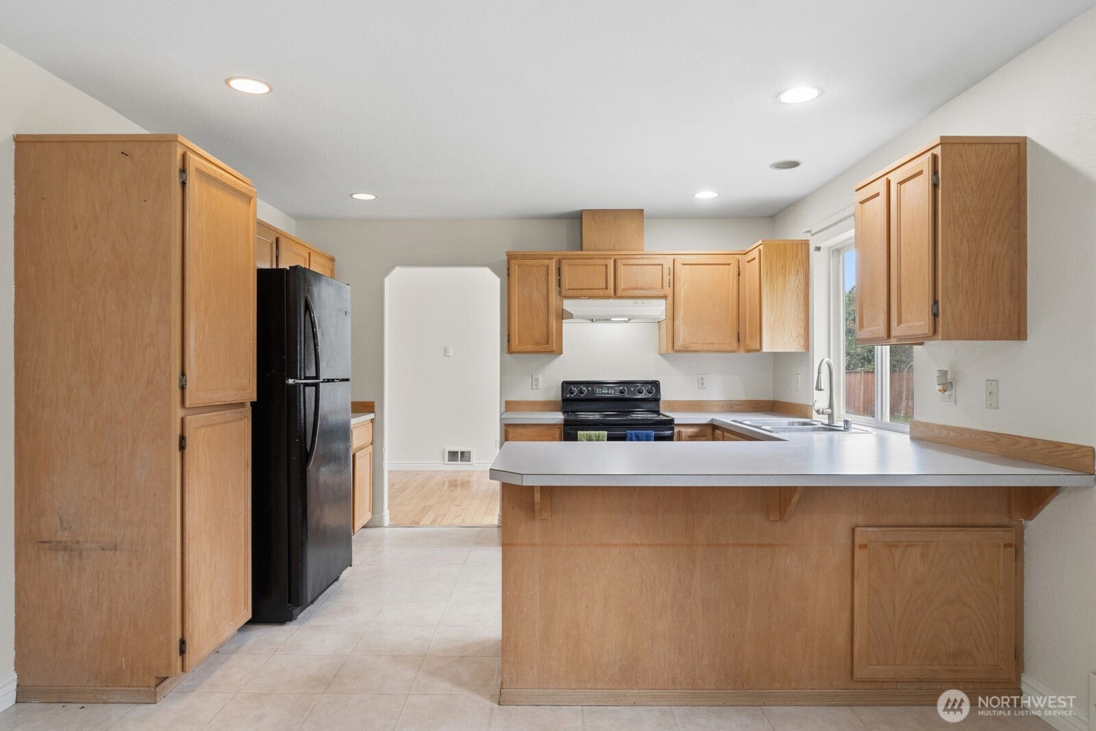 8201 295th St S , Roy, WA 98580