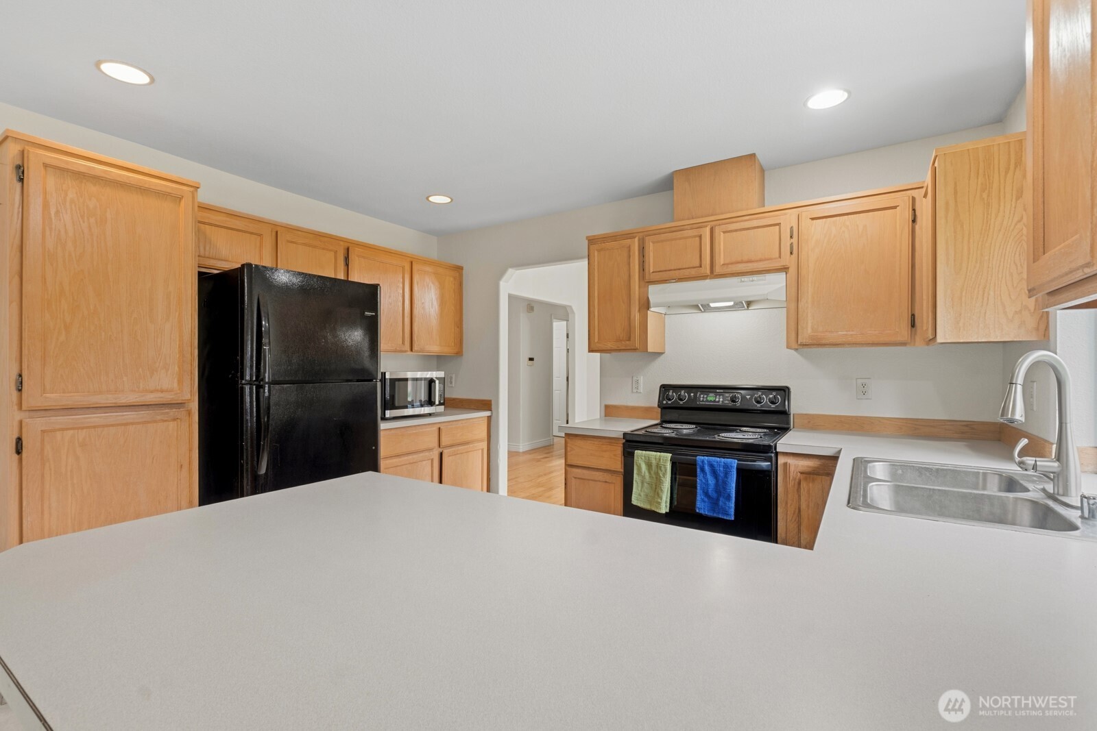 8201 295th St S , Roy, WA 98580