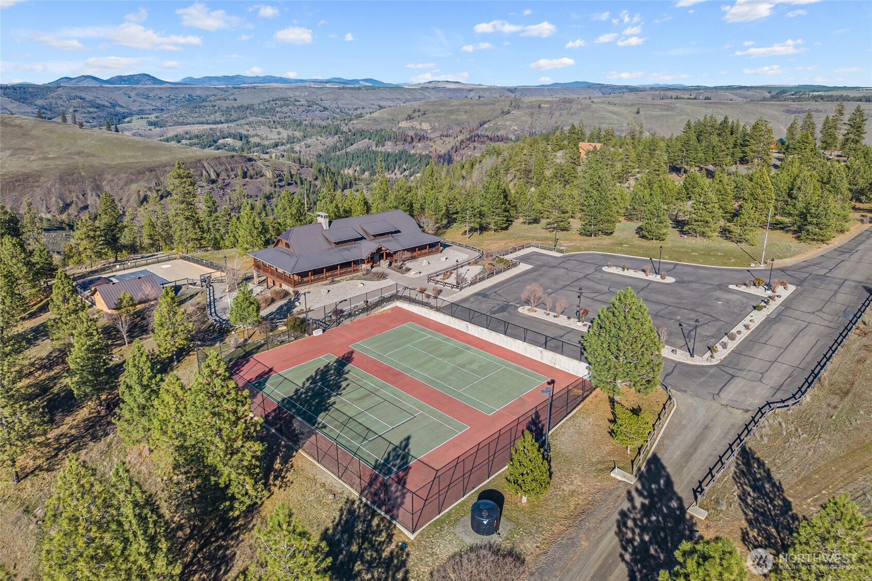 31297 Dodd Creek Lane E, Davenport, WA 99122