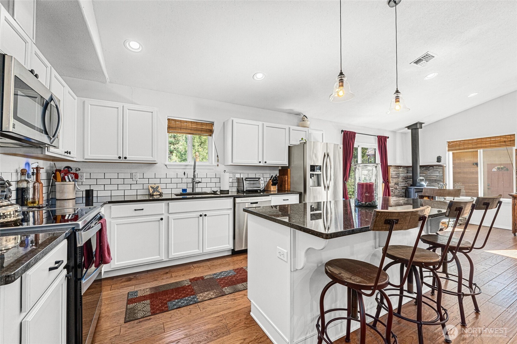 31297 Dodd Creek Lane E, Davenport, WA 99122