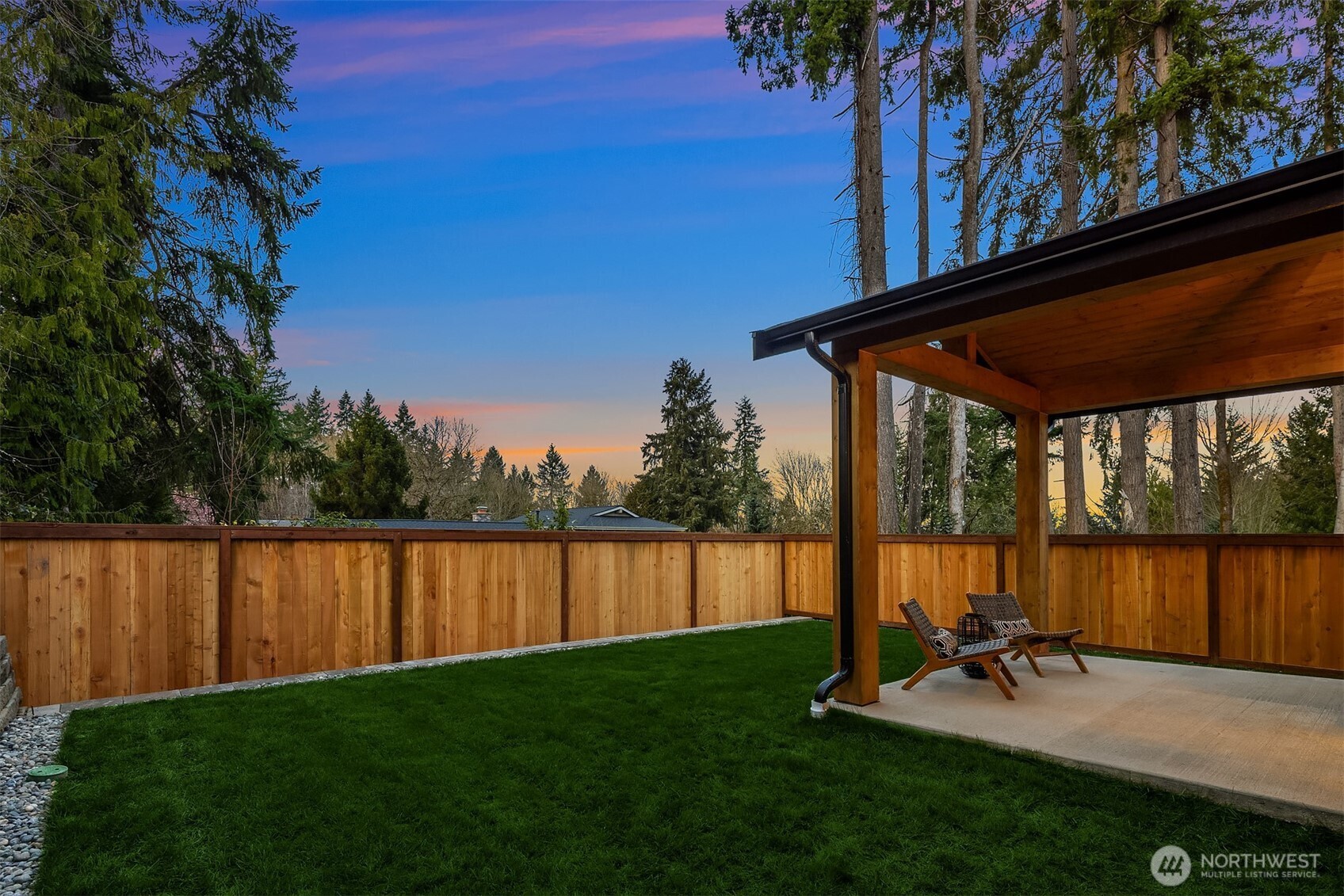 13728 NE 101st Street , Kirkland, WA 98033