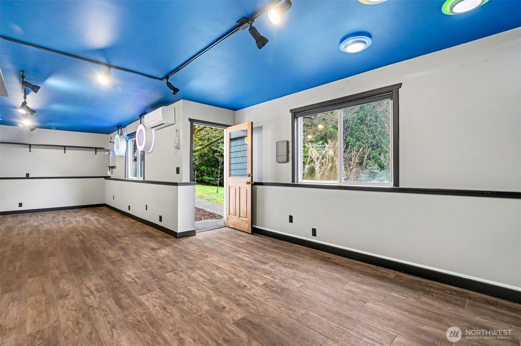 19510 223rd Avenue NE, Woodinville, WA 98077